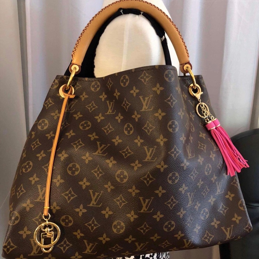 Louis Vuitton Artsy MM mono